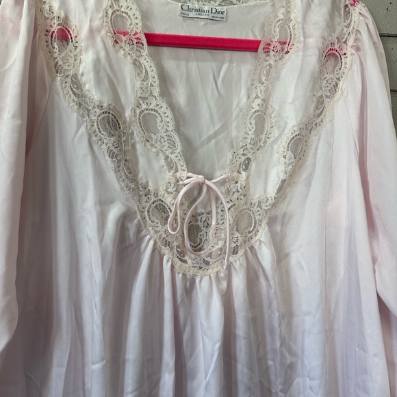 Vintage Christian Dior Light Pink Lace Trim Satin Chemise size medium made inUSA - Picture 3 of 9